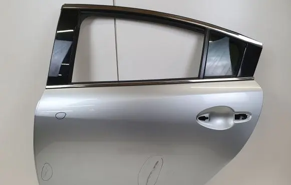 Mazda 6 Rear door