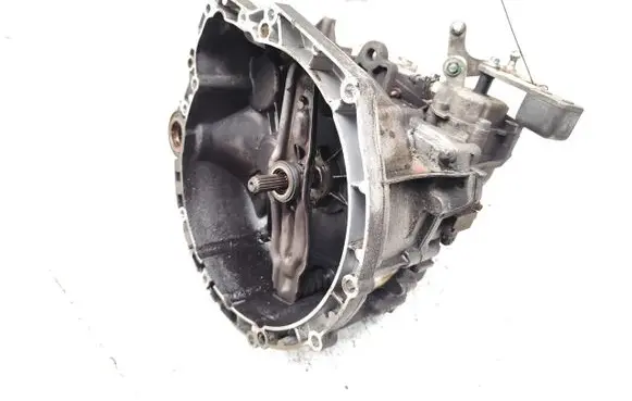 Mini One - Cooper Coupe R56 Manual 6 speed gearbox 7568724