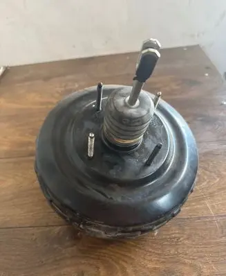 Renault Master III Brake booster 472100453r