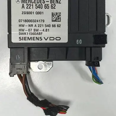 Ford Mondeo MK IV Fuel pump relay A2215406562
