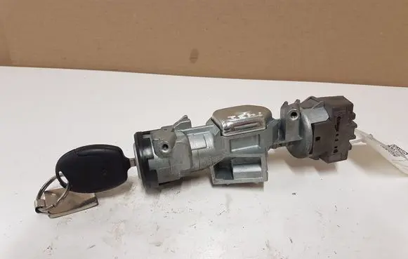 Ford Focus Ignition lock 3M513F880AC