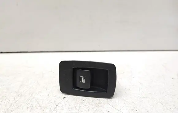 BMW 5 E60 E61 Electric window control switch 9113773