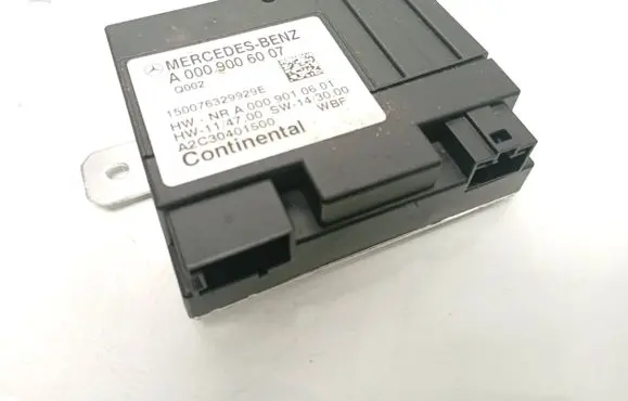 Mercedes-Benz C W205 Fuel injection pump control unit/module A0009006007 A0009010601