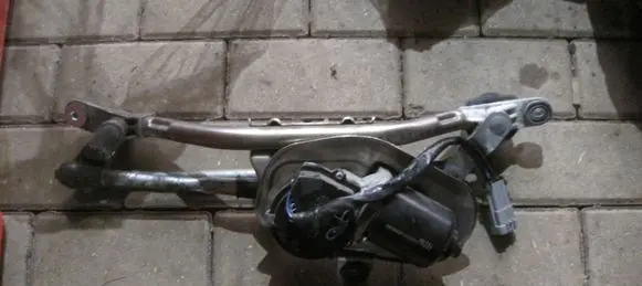 Maserati Quattroporte Wiper motor 68468000