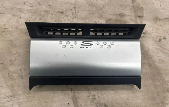 Honda S2000 Radio/GPS head unit trim 77250s2a0130 77250 g9245671100