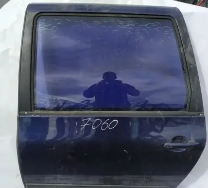 Seat Alhambra (Mk1) Rear door melynos