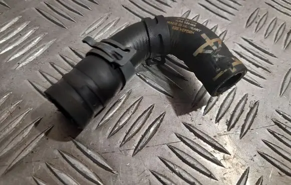 Audi A3 S3 8V Engine coolant pipe/hose 5Q0121096