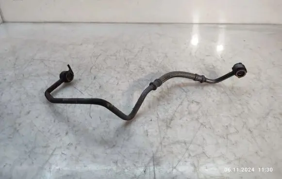 Peugeot 5008 Turbo turbocharger oiling pipe/hose