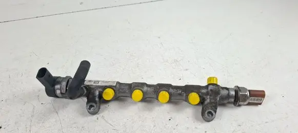 Volkswagen Tiguan Fuel main line pipe 057130764AB