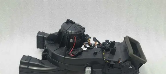 Mercedes-Benz GLE (W166 - C292) Heater fan/blower A1668300008