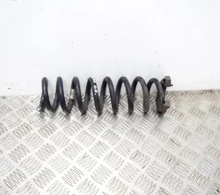 BMW 2 F22 F23 Rear coil spring