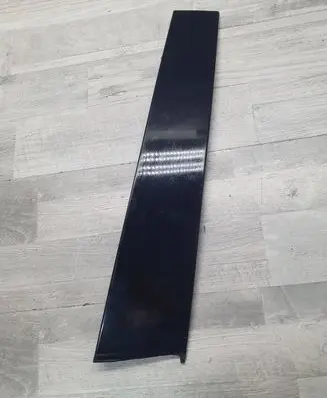 Volkswagen Sharan Front door glass trim molding 7N0837901