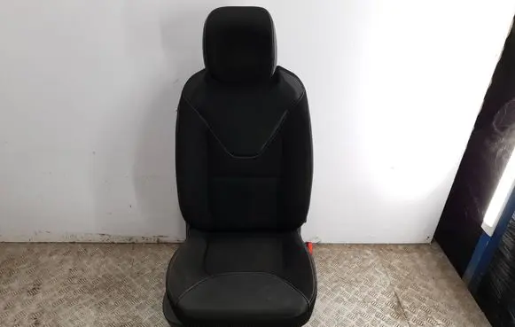 Renault Clio IV Front passenger seat 