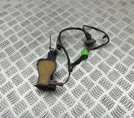 Audi A3 S3 8V Aerial GPS antenna 4M0035507