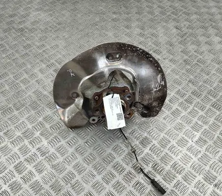 BMW X2 U10 Front wheel hub 6890179
