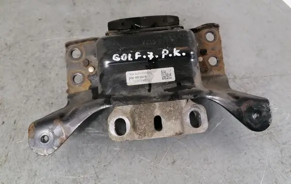 Volkswagen Golf VII Engine mount bracket 5Q0199555R