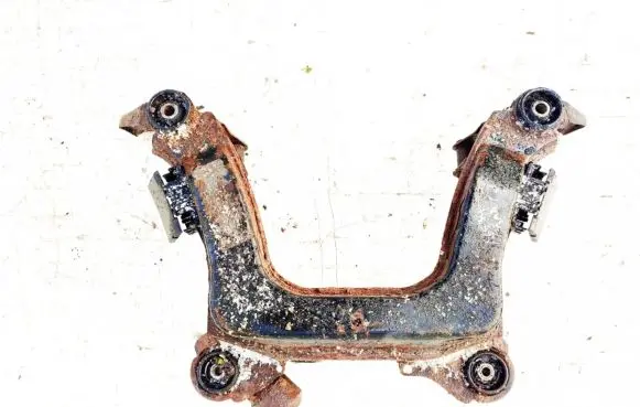 BMW 3 E36 Rear subframe 