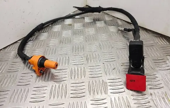 Opel Mokka B Positive cable (battery) 35098437 DM800W