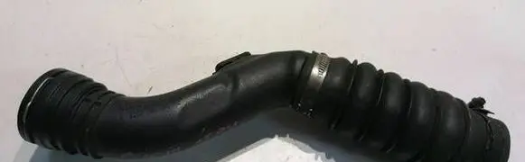 Renault Clio III Intercooler hose/pipe 8200296596