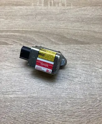 Toyota Prius (XW20) Airbag deployment crash/impact sensor 8986047040 1879000891