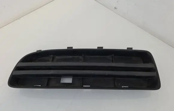 Skoda Octavia Mk1 (1U) Front bumper lower grill 1U0807367C