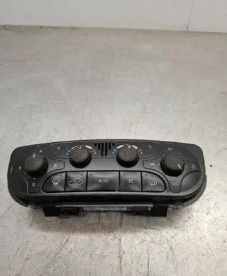 Mercedes-Benz C W203 Climate control unit A2038300785