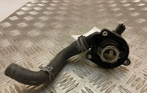Buick Encore I Thermostat/thermostat housing 55593034 55583807