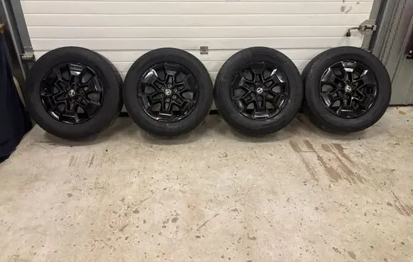 Nissan Navara D23 R18 alloy rim 5JU3CWA58 386046