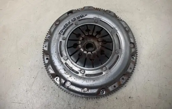 Volkswagen Touran I Clutch set kit C0702695 E4062015