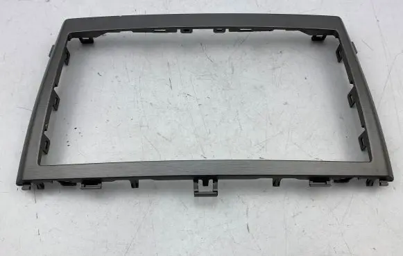 Radio/GPS head unit trim