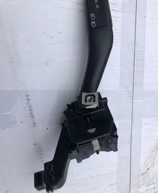 Volkswagen Golf V Indicator stalk 1K0953513