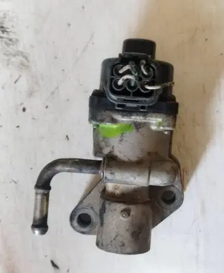 Ford Mondeo Mk III EGR valve 424590111