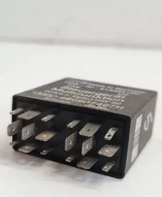Audi A8 S8 D2 4D Other relay 4B0907487H 61339416C