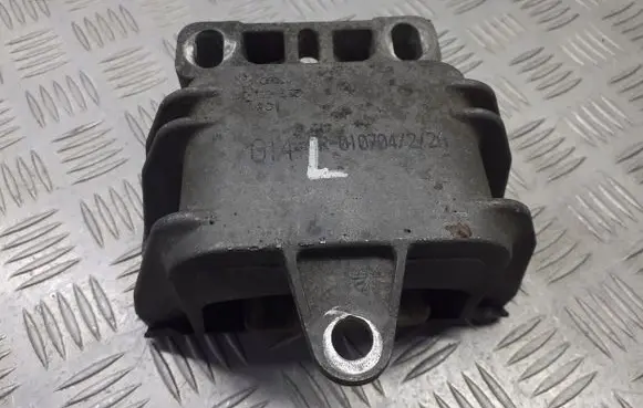 Volkswagen Golf IV Engine mount vacuum valve 1J0199262BF