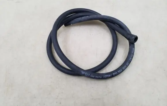 Porsche Panamera (970) Air intake hose/pipe 97056430301