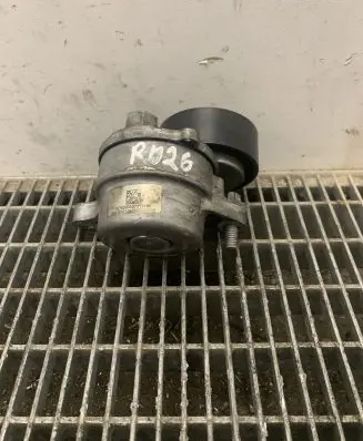 Mercedes-Benz ML W166 Generator/alternator belt tensioner A2762000370 A27620070