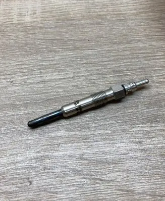Volkswagen Transporter - Caravelle T4 Glow plug 0100226227