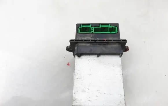 Renault Scenic I Heater blower motor/fan resistor T1000948E