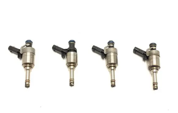 Audi A4 S4 B8 8K Fuel injectors set 0261500057