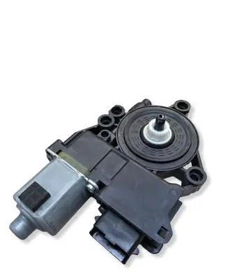 KIA Pro Cee'd III Front door window regulator motor 82450J7710 9F21B F00S1W2352