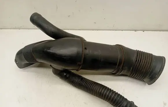BMW 5 E39 Air intake duct part 4809077901