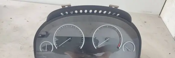 BMW 5 F10 F11 Speedometer (instrument cluster) 9268405 0000412032 0263694120
