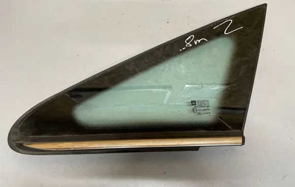 Opel Zafira B Front triangle window/glass 