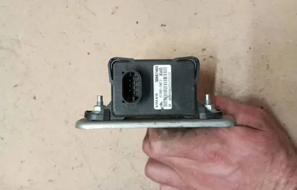 Volvo XC70 ESP (stability system) control unit 30667460 5301258 10098004872