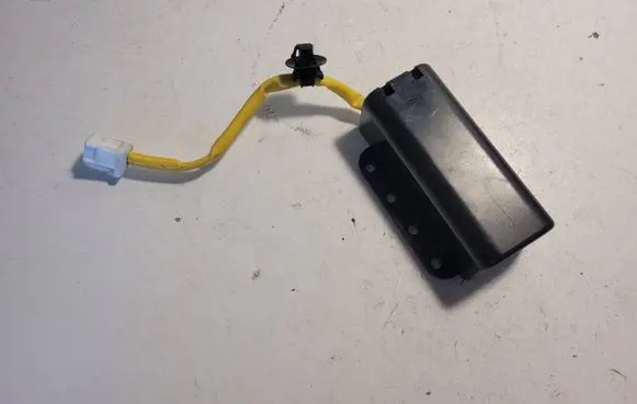 Passenger airbag on/off switch