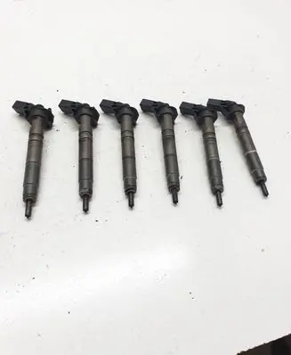 Fuel injectors set