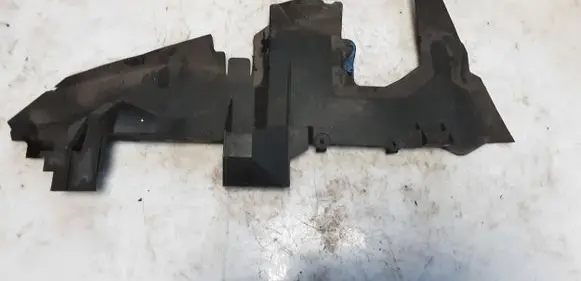 Audi Q7 4L Intercooler air guide/duct channel 4L0121283A