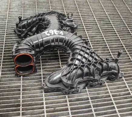 Audi Q7 4M Intake manifold 059129711DN