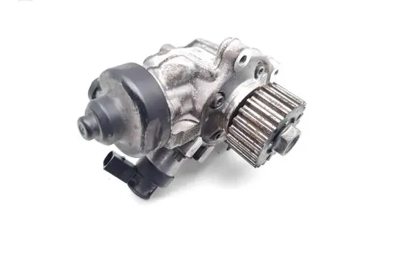 Audi A5 Fuel injection high pressure pump 04L130755E 0445010538