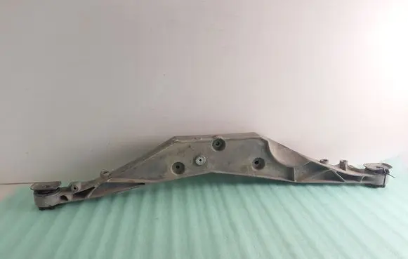 Mini Cooper Countryman F60 Rear differential/diff mount bracket 6852896 33366852896